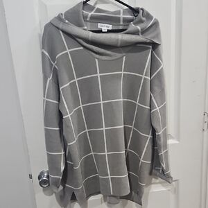Calvin Klein Gray and White Cowl Neck Sweater Size Large